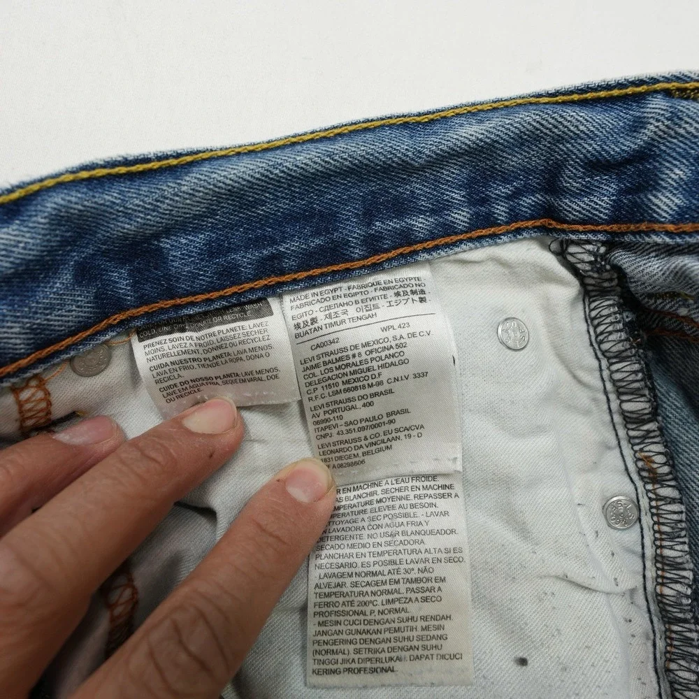 Levi's 550‎ Men's Relaxed Fit Jeans (fits 36x34) Blue Medium Wash Denim Casual